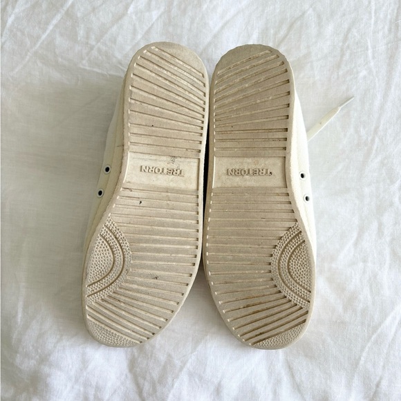 White Tretorn Sneakers - Picture 3 of 4